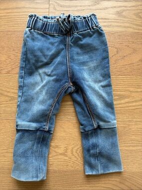 pantalon Souris Mini 6-9 mois, style denim/jogger.